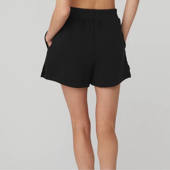 Alo Yoga Quilted Arena Boxing Shorts Sweat in Black XS - Picture 3 of 7